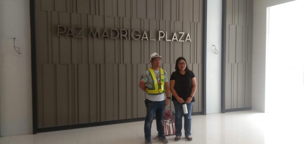 Paz madrigal plaza | building id | acrylic sign-3